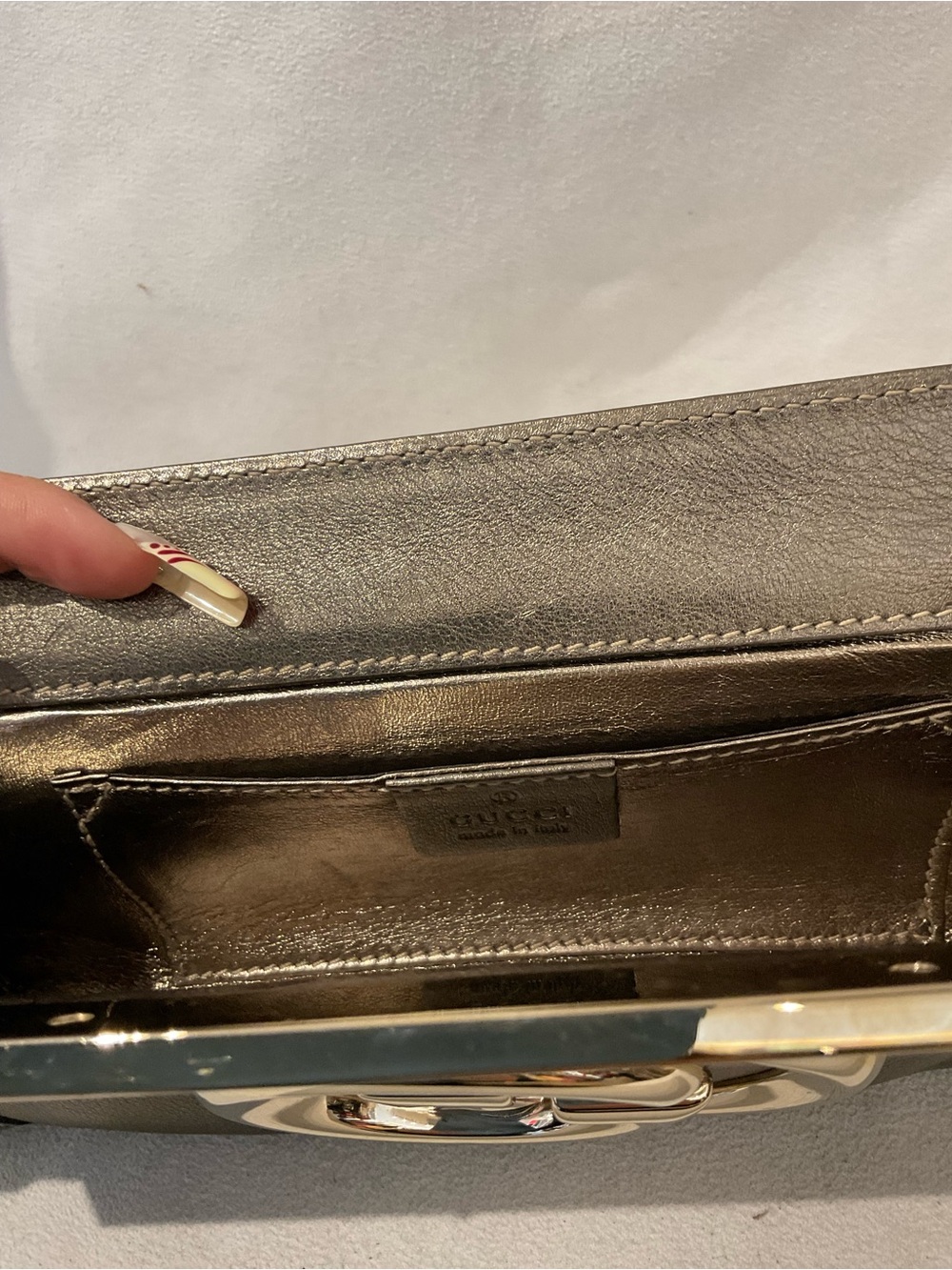 Gucci Clutch - Picture 7 of 9